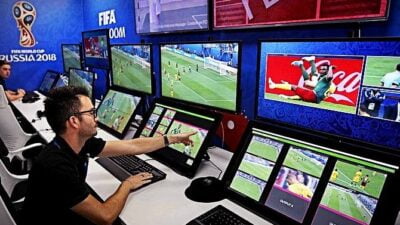 5 Teknologi Dalam Sepakbola Modern, Membuat Pertandingan Lebih Baik