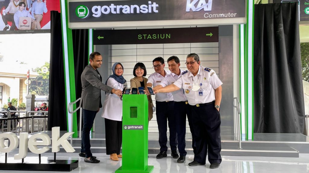 Gojek Go Transit