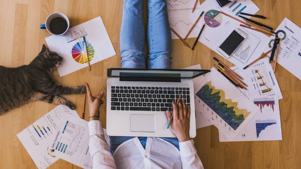 Keamanan dunia maya bekerja dari rumah