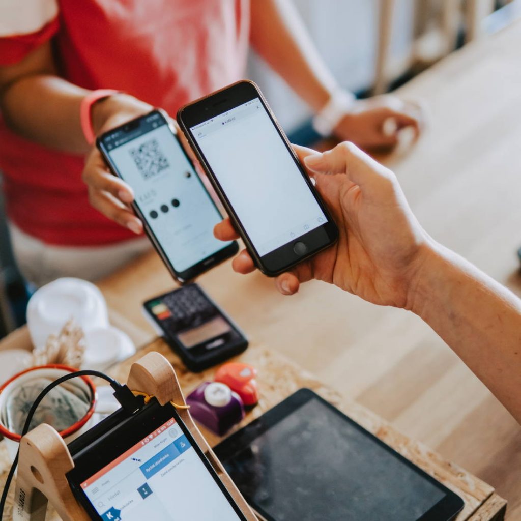 ilustrasi dompet digital ewallet pembayaran seluler