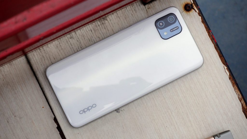 Desain OPPO A16K